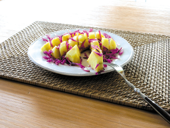 Blüten-Ananas-Spieße